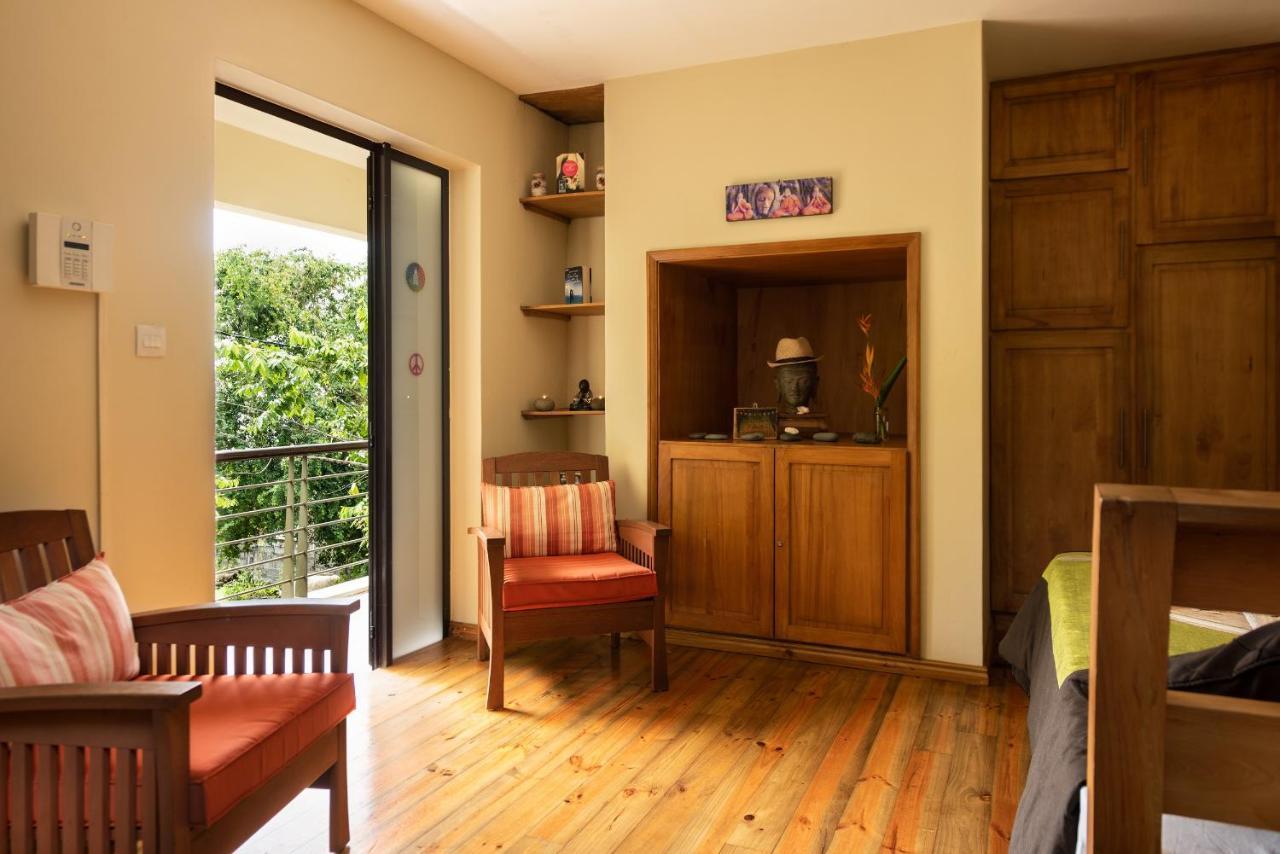 Happy Days Guest House Le Morne Buitenkant foto