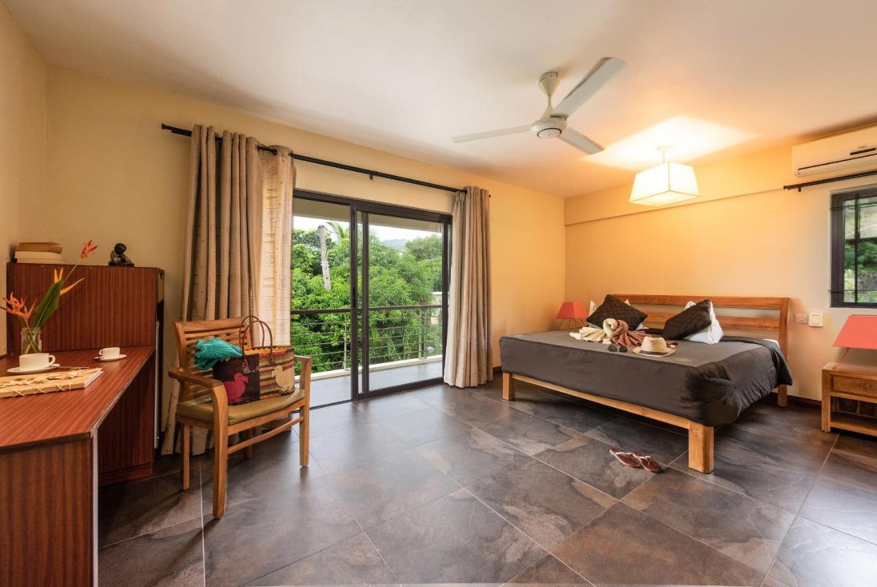 Happy Days Guest House Le Morne Buitenkant foto