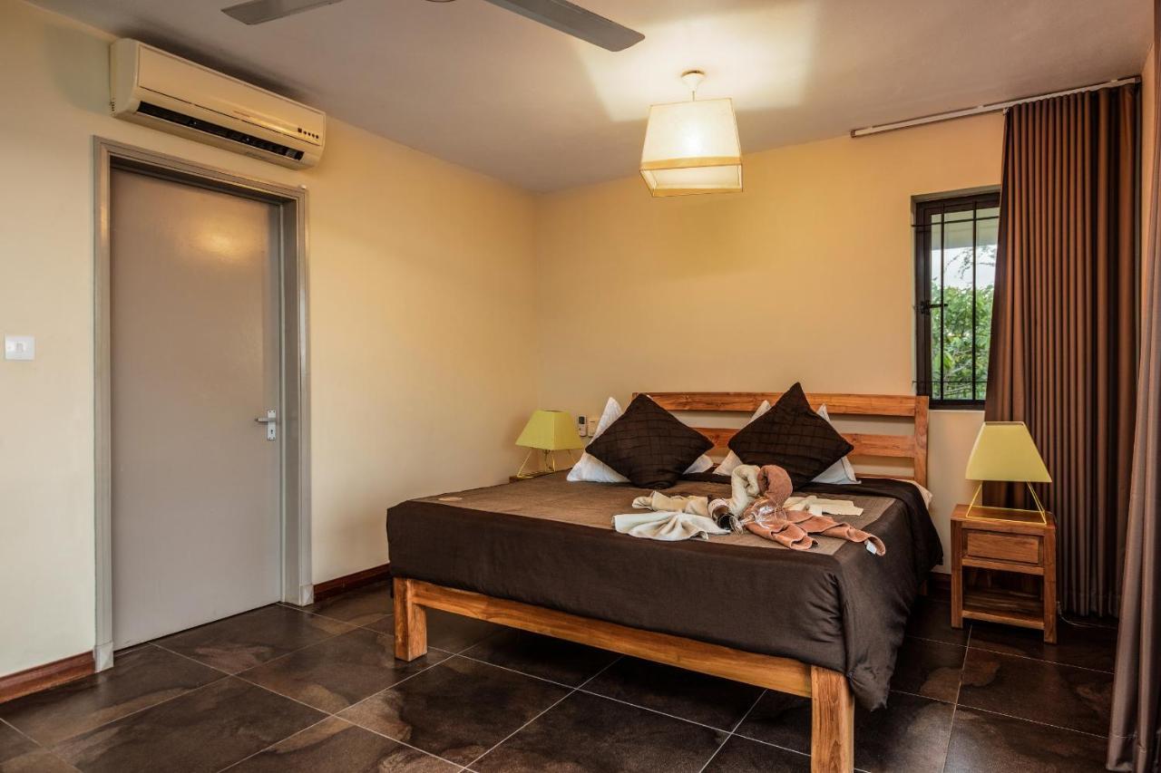 Happy Days Guest House Le Morne Buitenkant foto