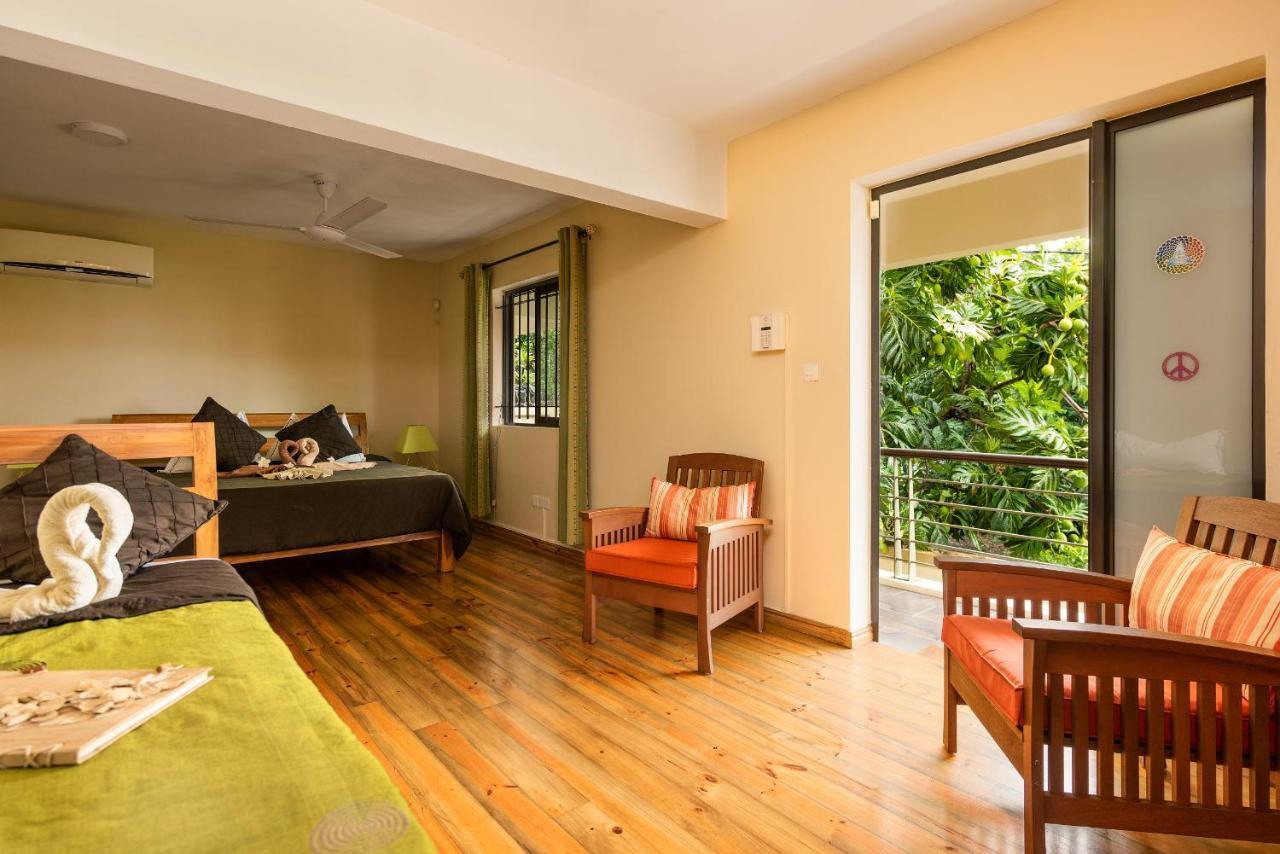 Happy Days Guest House Le Morne Buitenkant foto