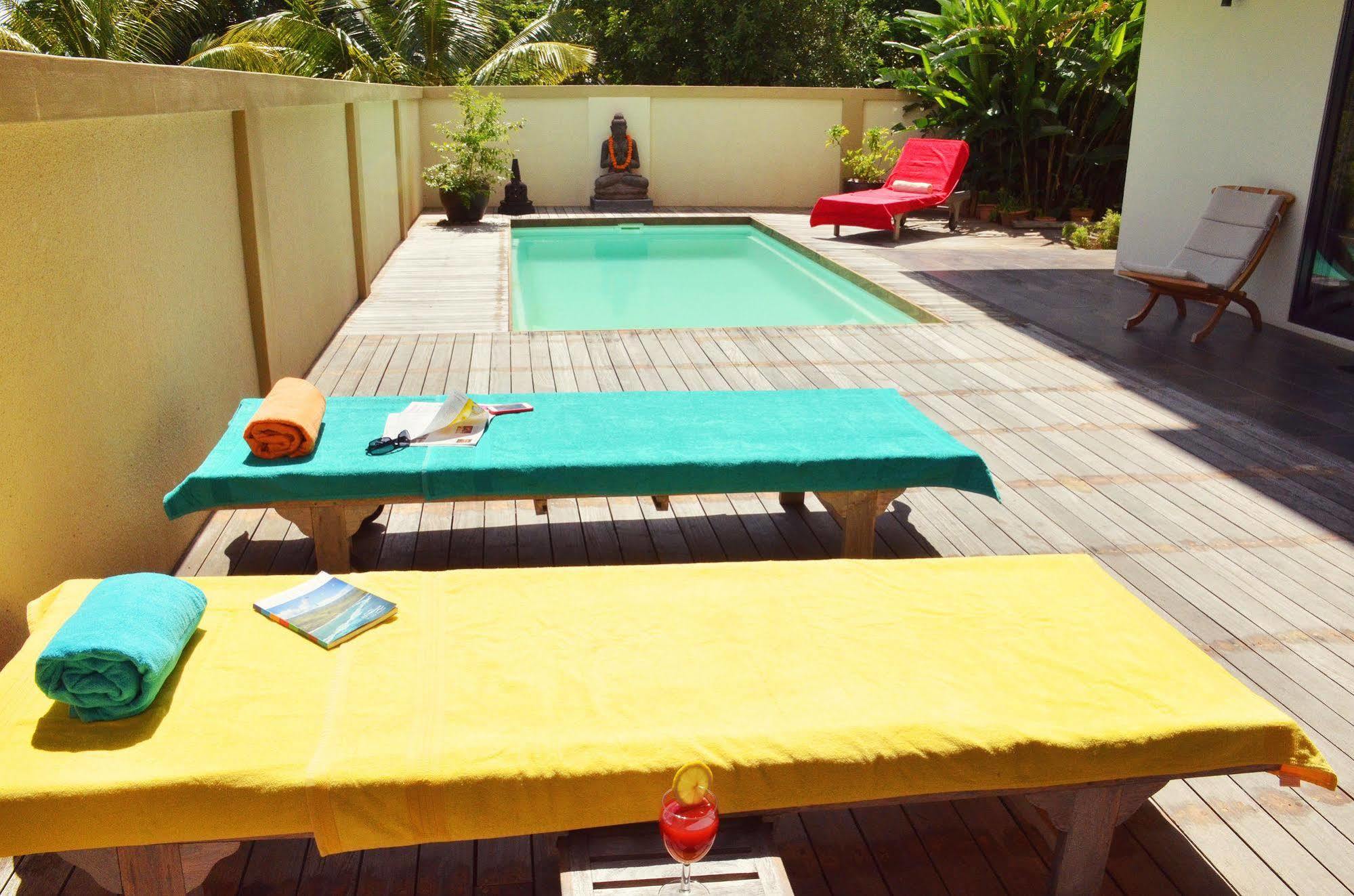Happy Days Guest House Le Morne Buitenkant foto